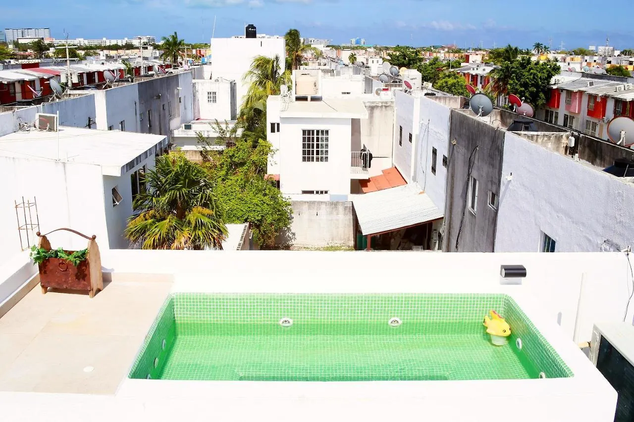 Homestay Habitacion, Jacuzzi Rooftop, Gran Wi-Fi Cancun