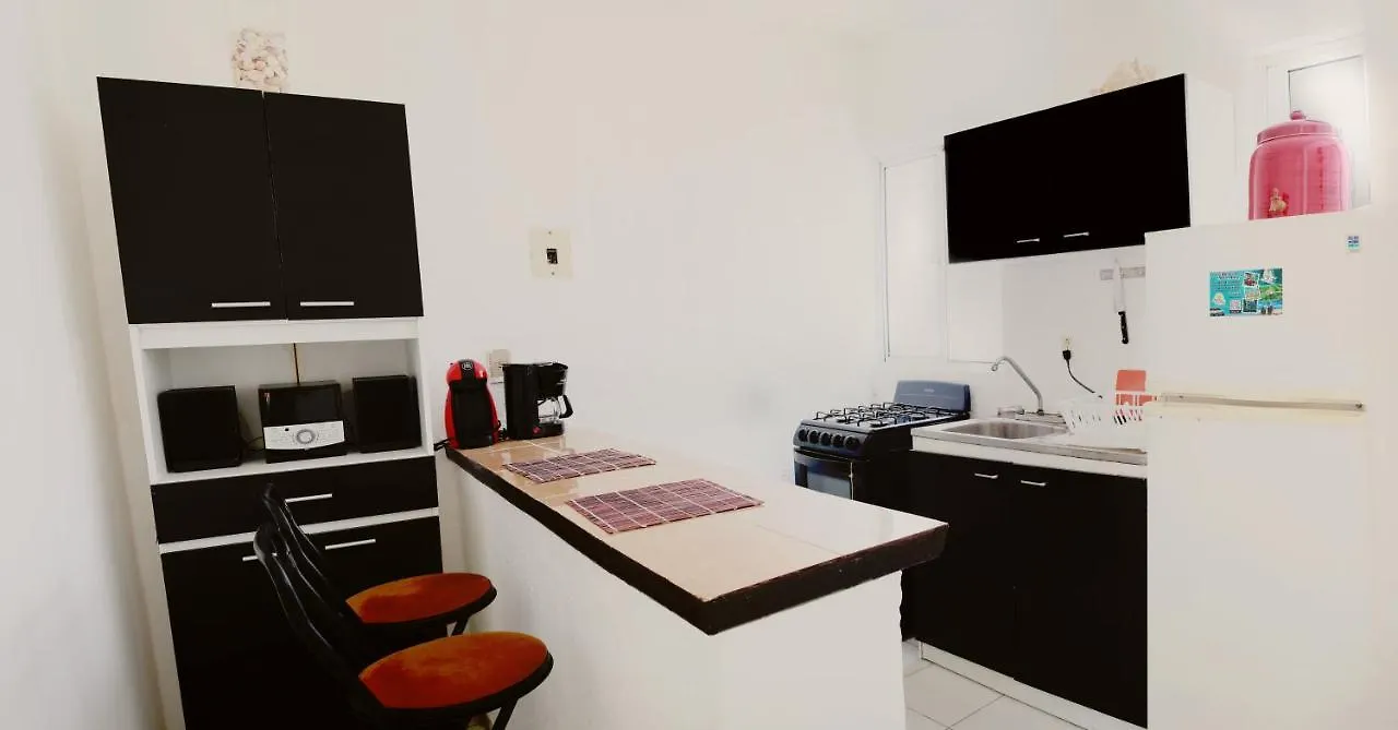 Habitacion, Jacuzzi Rooftop, Gran Wi-Fi 칸쿤 0*,  멕시코